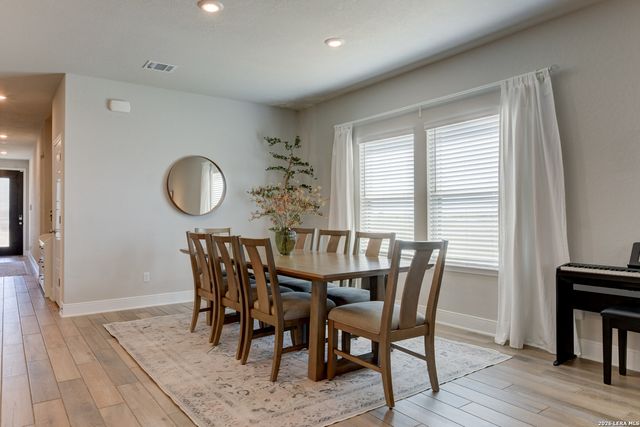 3021 Hess, Schertz, TX 78154