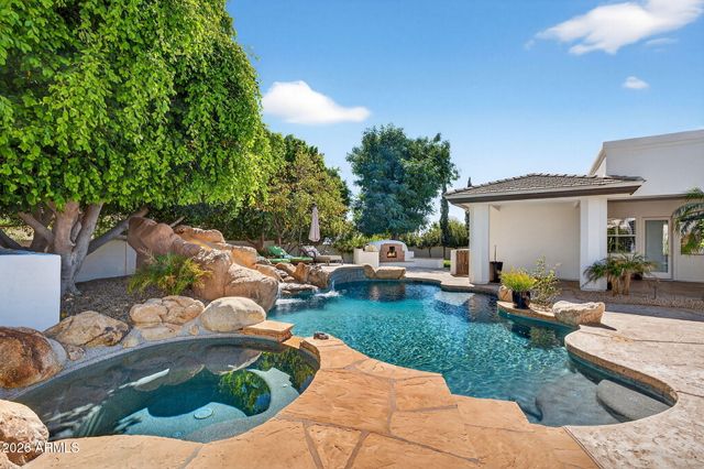 13809 S 32nd Place, Phoenix, AZ 85044