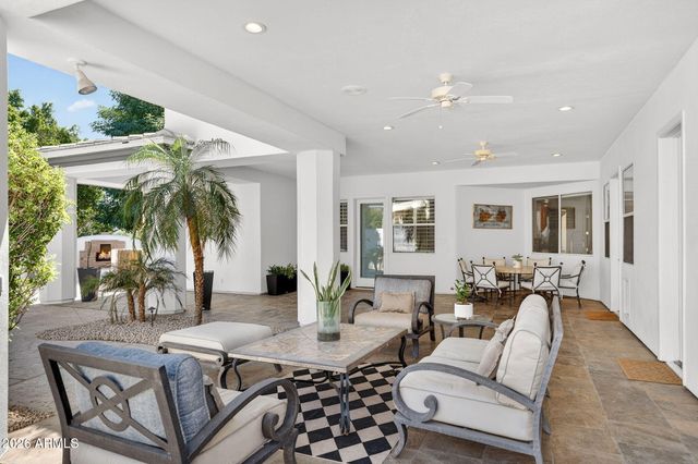 13809 S 32nd Place, Phoenix, AZ 85044