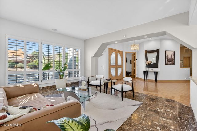 13809 S 32nd Place, Phoenix, AZ 85044