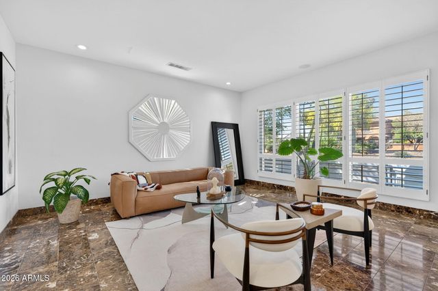 13809 S 32nd Place, Phoenix, AZ 85044