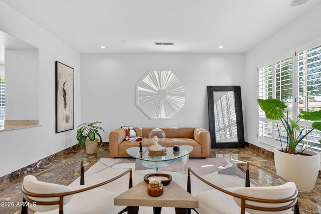 13809 S 32nd Place, Phoenix, AZ 85044