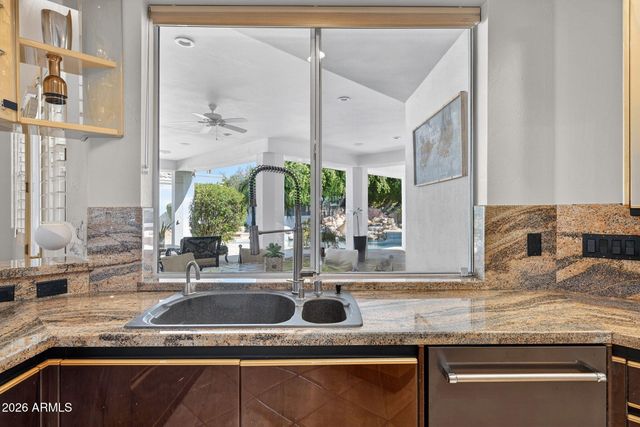 13809 S 32nd Place, Phoenix, AZ 85044