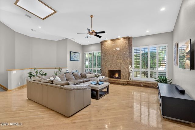 13809 S 32nd Place, Phoenix, AZ 85044