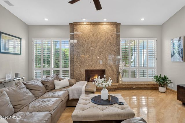 13809 S 32nd Place, Phoenix, AZ 85044