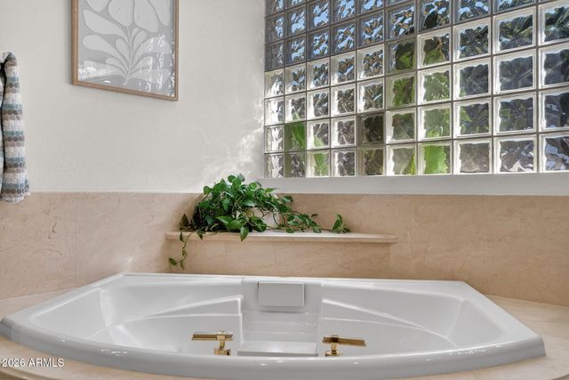 13809 S 32nd Place, Phoenix, AZ 85044