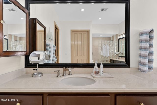 13809 S 32nd Place, Phoenix, AZ 85044