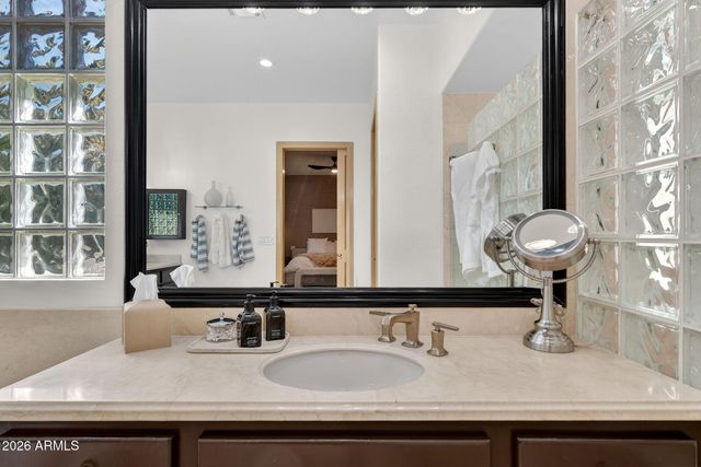 13809 S 32nd Place, Phoenix, AZ 85044