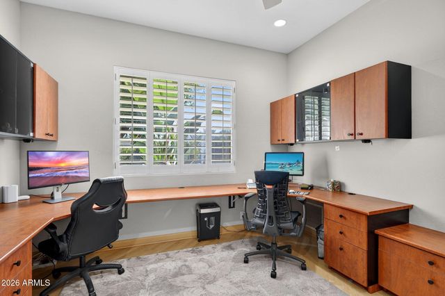 13809 S 32nd Place, Phoenix, AZ 85044