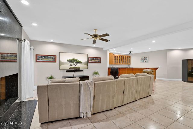 13809 S 32nd Place, Phoenix, AZ 85044