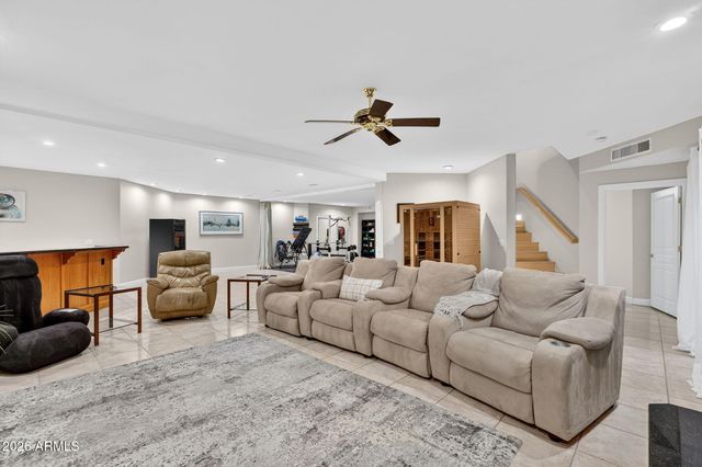 13809 S 32nd Place, Phoenix, AZ 85044