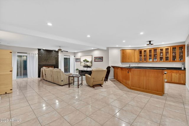 13809 S 32nd Place, Phoenix, AZ 85044