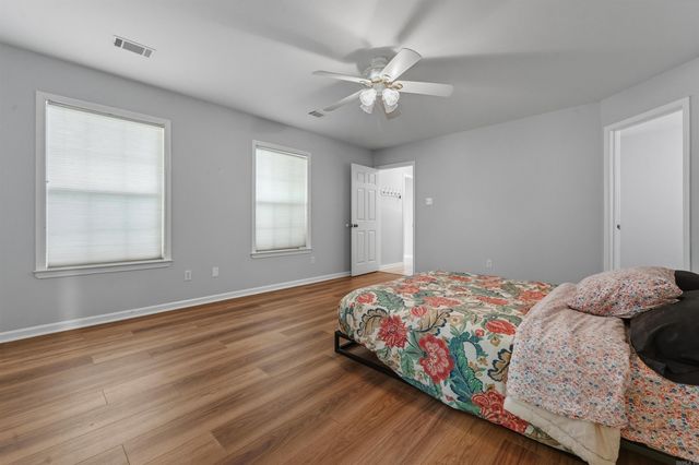 796 Lake Tree Lane, Sherwood, AR 72120