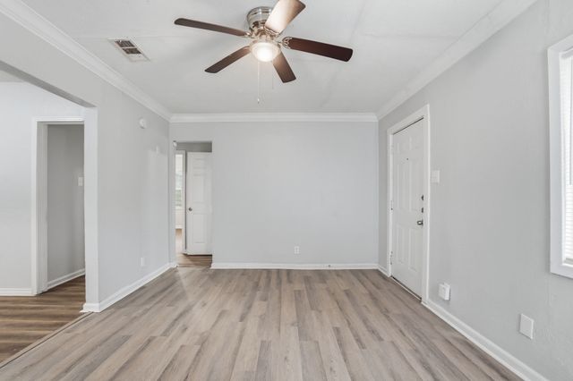 2547 Wilton Avenue, Dallas, TX 75211