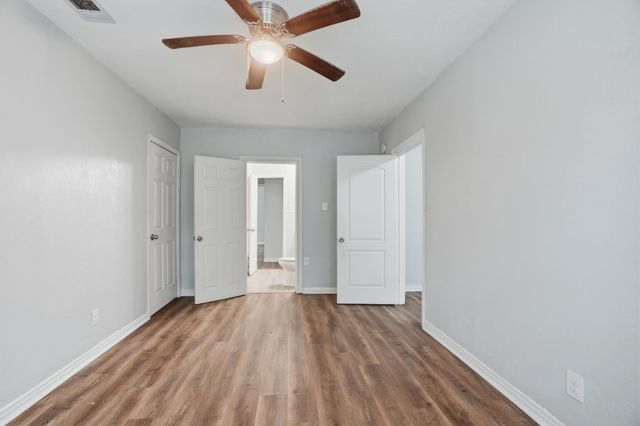 2547 Wilton Avenue, Dallas, TX 75211