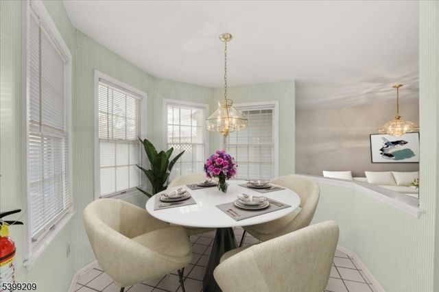 10 Kerri Ln, Lincoln Park Boro, NJ 07035