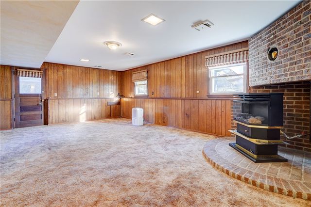 124 Charleswood Drive, Henrietta, NY 14534