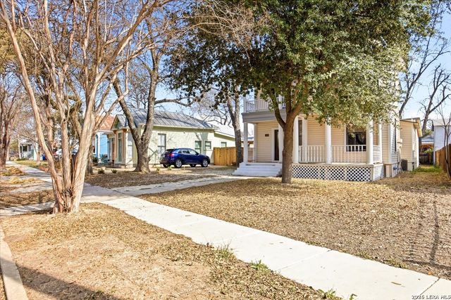 414 Mission, San Antonio, TX 78210