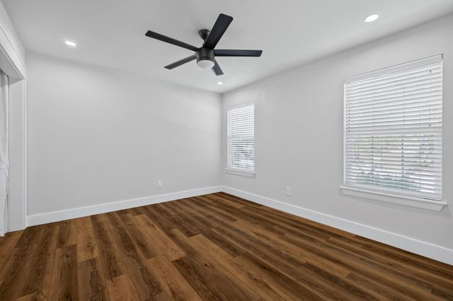 11901 Swearingen DR 35, Austin, TX 78758