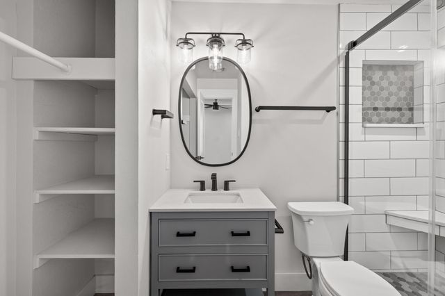 11901 Swearingen DR 35, Austin, TX 78758