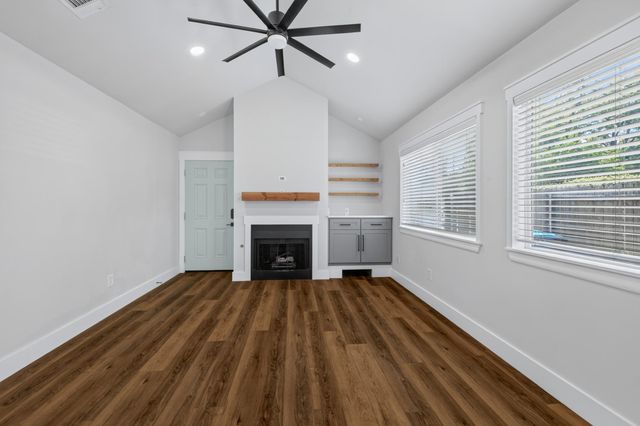 11901 Swearingen DR 35, Austin, TX 78758
