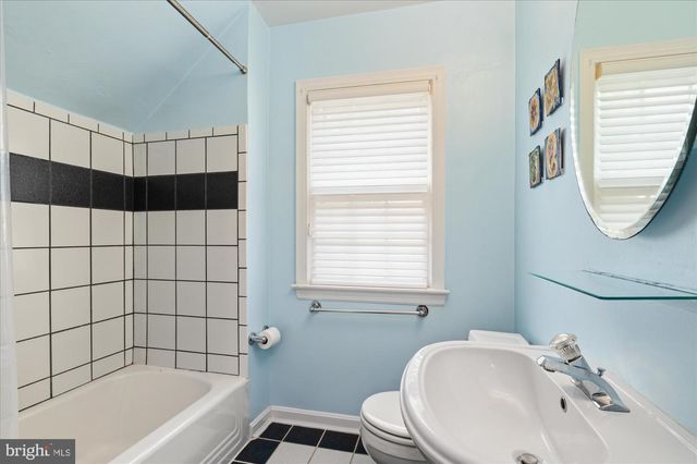 4420 BURLINGTON PL NW, Washington, DC 20016