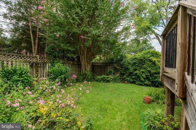 4420 BURLINGTON PL NW, Washington, DC 20016
