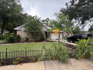 958 LONG LAKE Drive, Jacksonville, FL 32225