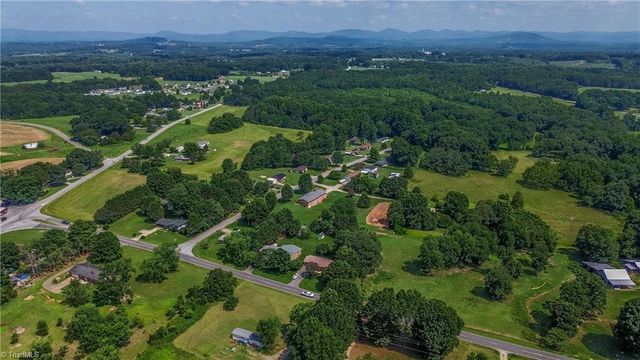 137 Liberty Church Road, Taylorsville, NC 28681