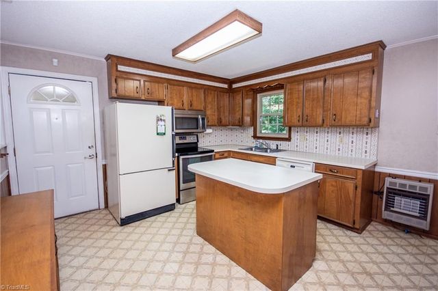 137 Liberty Church Road, Taylorsville, NC 28681