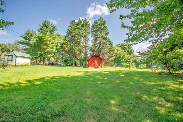 137 Liberty Church Road, Taylorsville, NC 28681