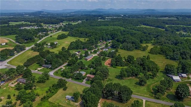 137 Liberty Church Road, Taylorsville, NC 28681