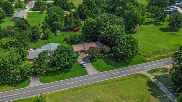 137 Liberty Church Road, Taylorsville, NC 28681