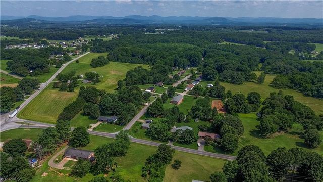 137 Liberty Church Road, Taylorsville, NC 28681