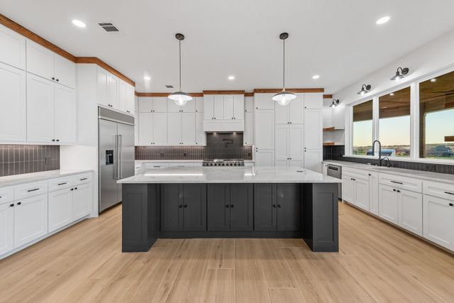 6760 FM 2449, Ponder, TX 76259