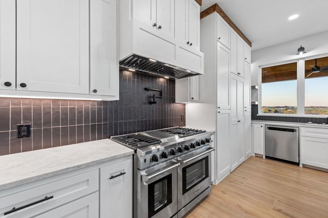 6760 FM 2449, Ponder, TX 76259