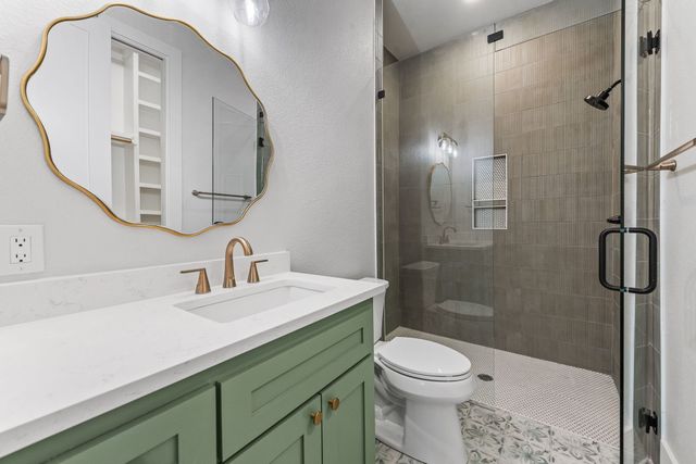 6760 FM 2449, Ponder, TX 76259