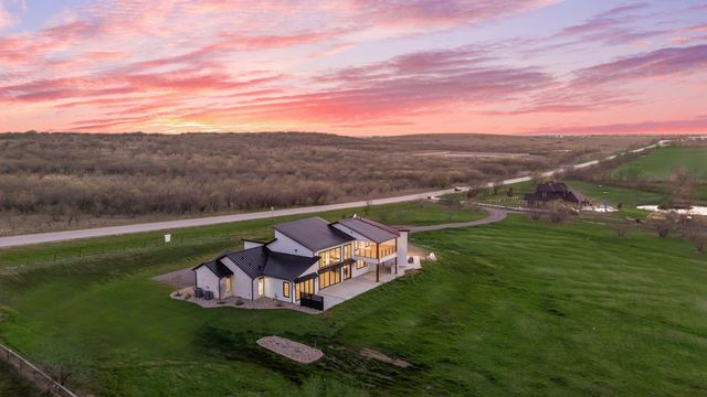 6760 FM 2449, Ponder, TX 76259