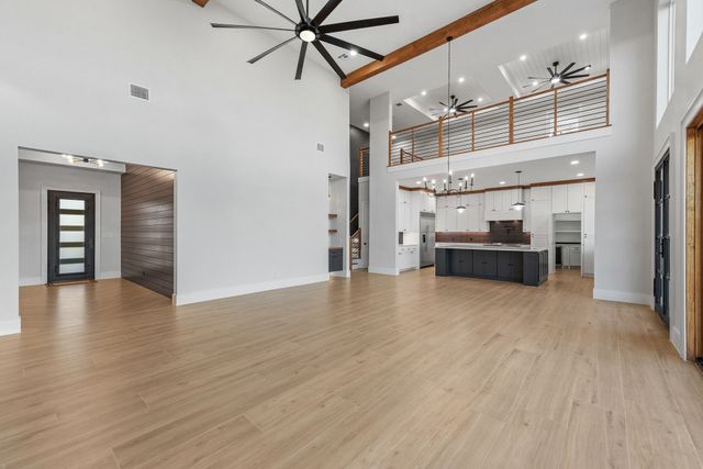 6760 FM 2449, Ponder, TX 76259