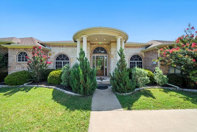 306 Rugged Drive, Red Oak, TX 75154