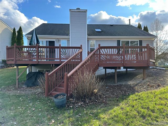 357 Victorian Court, Belleville, MI 48111