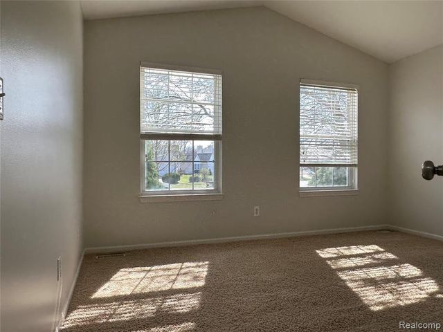 357 Victorian Court, Belleville, MI 48111