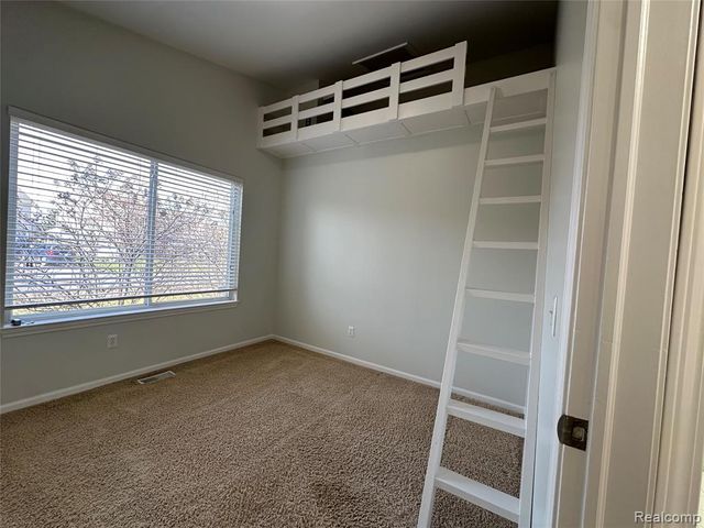 357 Victorian Court, Belleville, MI 48111