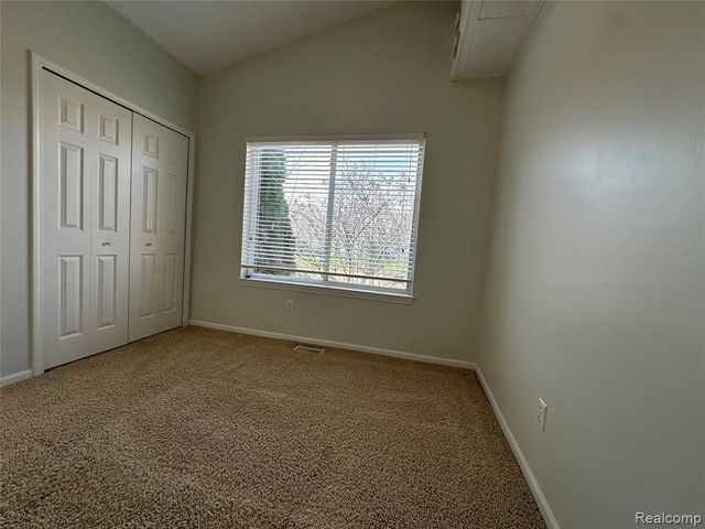 357 Victorian Court, Belleville, MI 48111