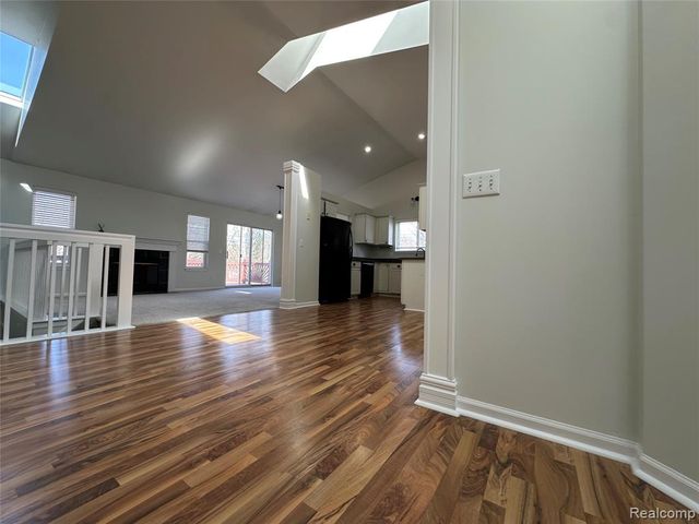 357 Victorian Court, Belleville, MI 48111