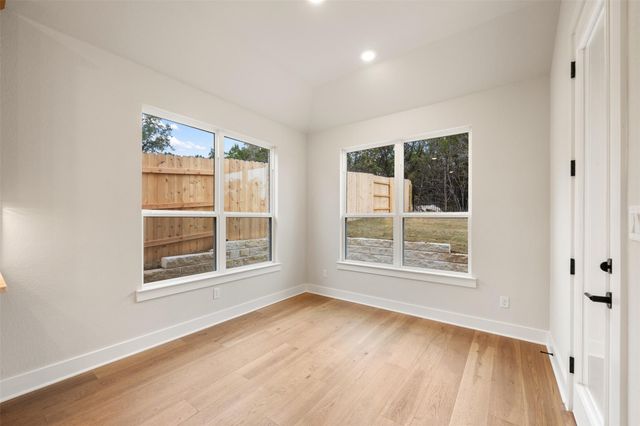 325 Knockout Rose DR, San Marcos, TX 78666