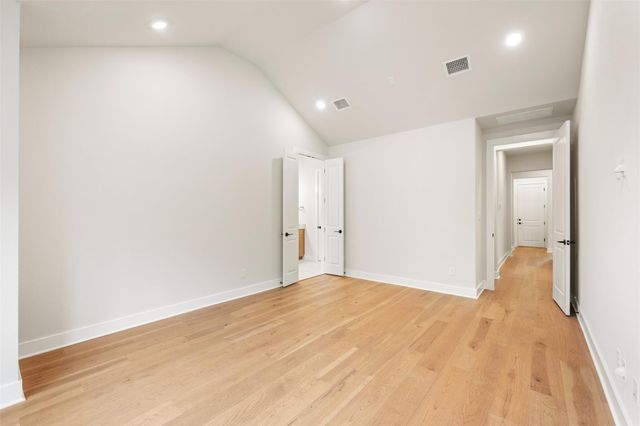 325 Knockout Rose DR, San Marcos, TX 78666