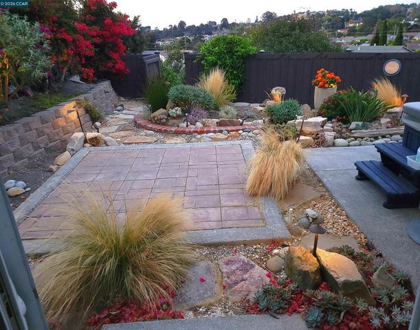 2955 Cornelius Dr, San Pablo, CA 94806