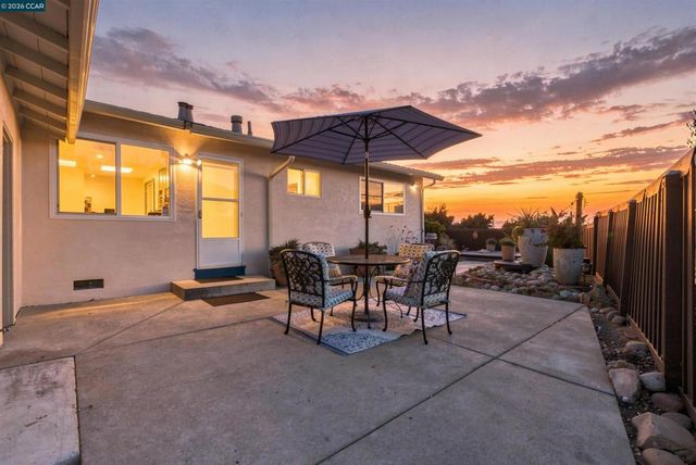 2955 Cornelius Dr, San Pablo, CA 94806