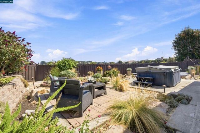 2955 Cornelius Dr, San Pablo, CA 94806